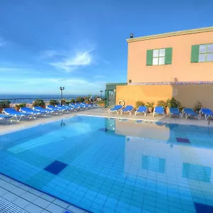 Hotel Vivaldi St. Julian's